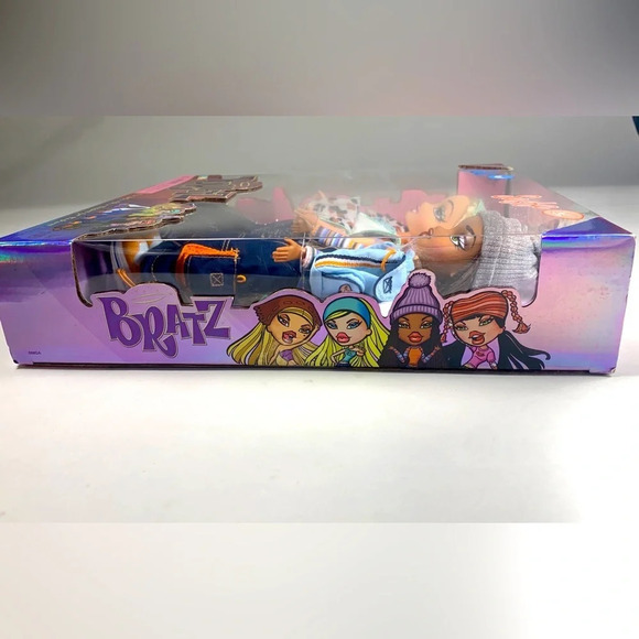 Cloe & Sasha Bratz dolls 2023 20 year anniversary NEW - Picture 9 of 10